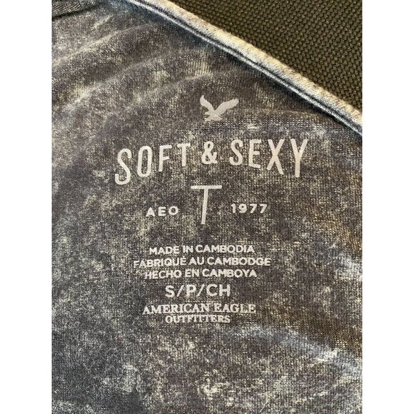 3pc ladies closet refresh 3 tops Express, AF, AEO Small - Picture 8 of 10